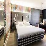 Leonardo Boutique Center 4*