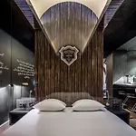 Leonardo Boutique Center 호텔