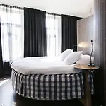 Szálloda Leonardo Boutique Center