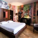 Szálloda Leonardo Boutique Center