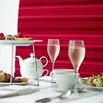 Leonardo Boutique Center 4* Maastricht