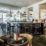 Leonardo Boutique Center Szálloda 4*