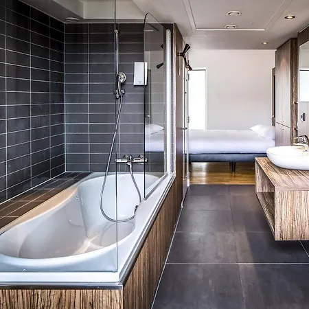 Leonardo Boutique Center Former Designhotel Hotell