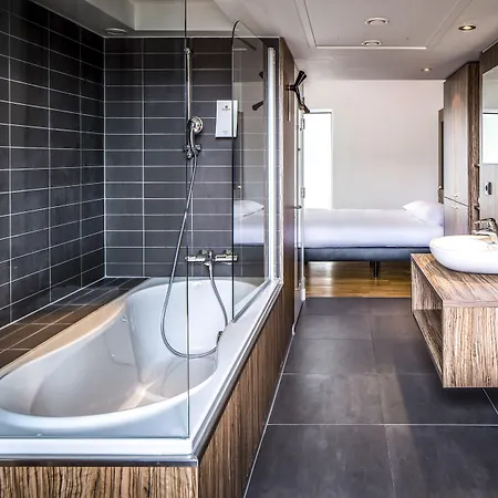 Ξενοδοχείο Leonardo Boutique Center