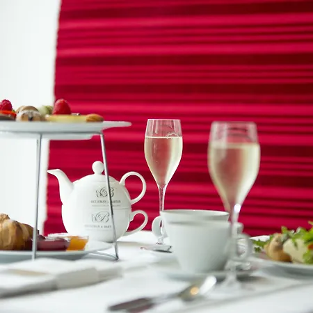 Leonardo Boutique Center 4* Maastricht