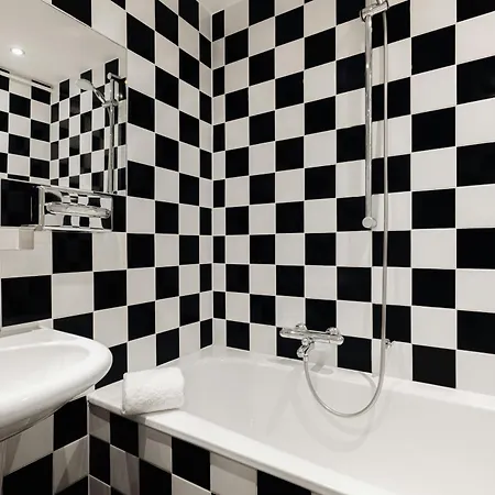 Leonardo Boutique Center Maastricht