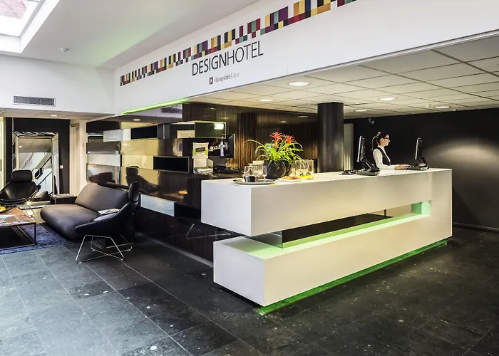 Отель Leonardo Boutique Center 4*