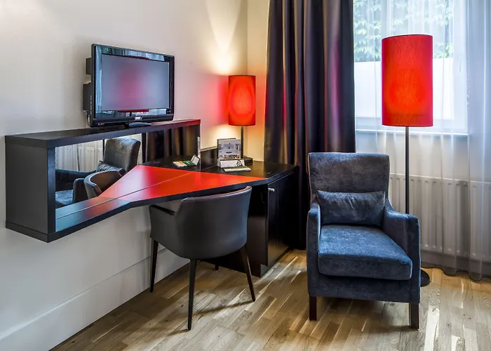 Leonardo Boutique Center Former Designhotel 4* Maastricht