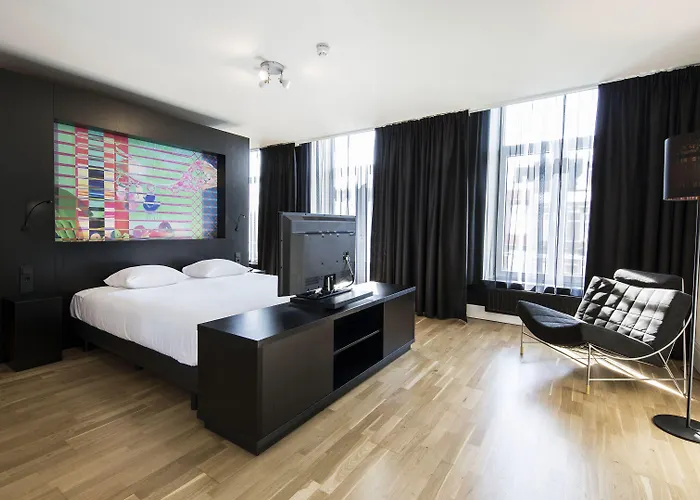 Hotel Leonardo Boutique Center