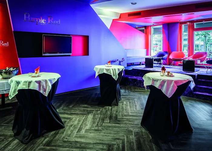 Hotel Leonardo Boutique Center