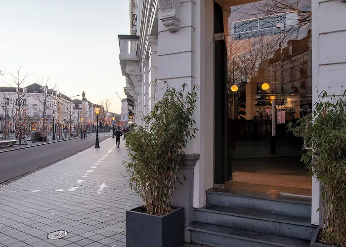 Отель Leonardo Boutique Center